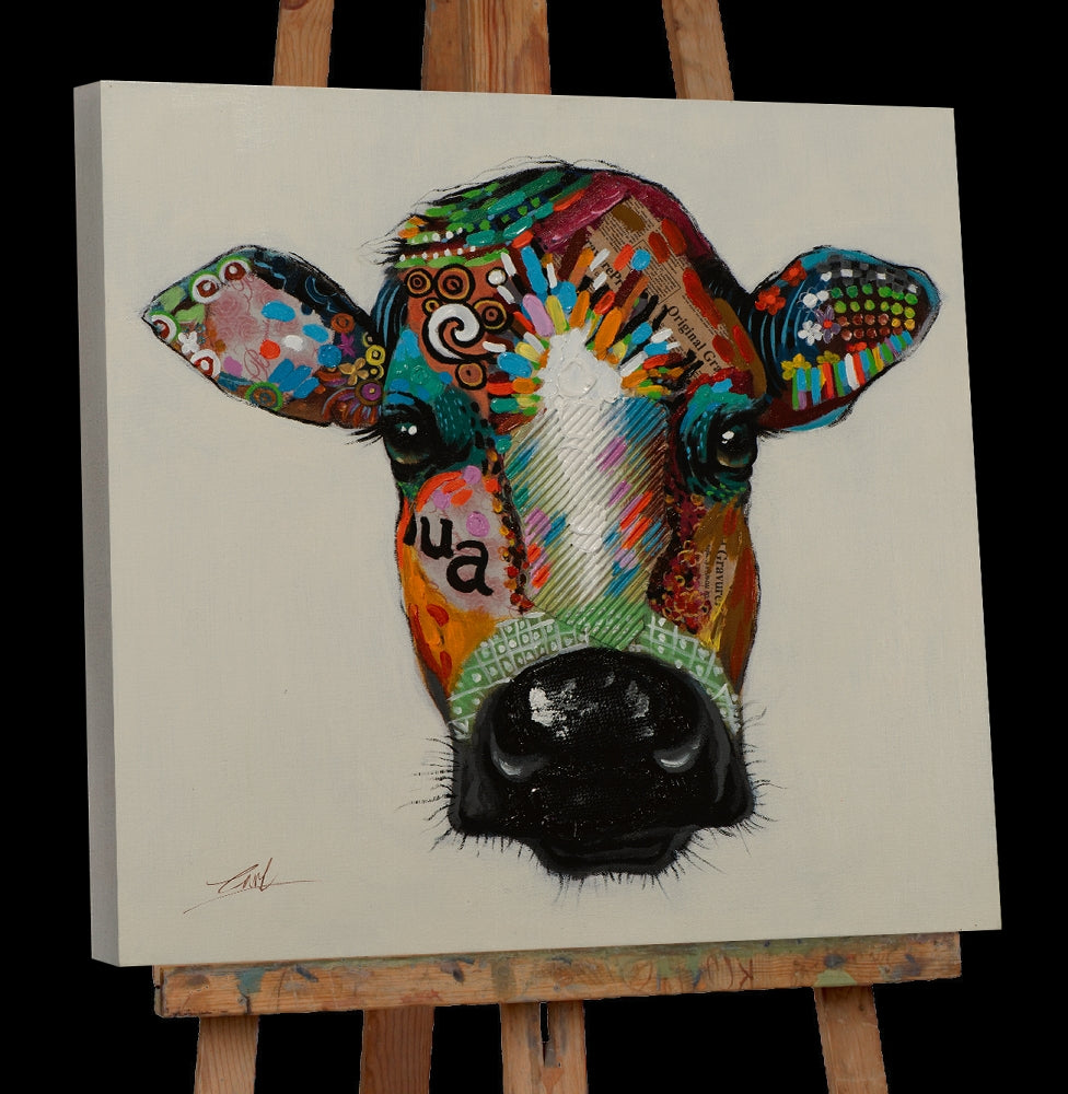 Bunte Kuh mit Graffiti