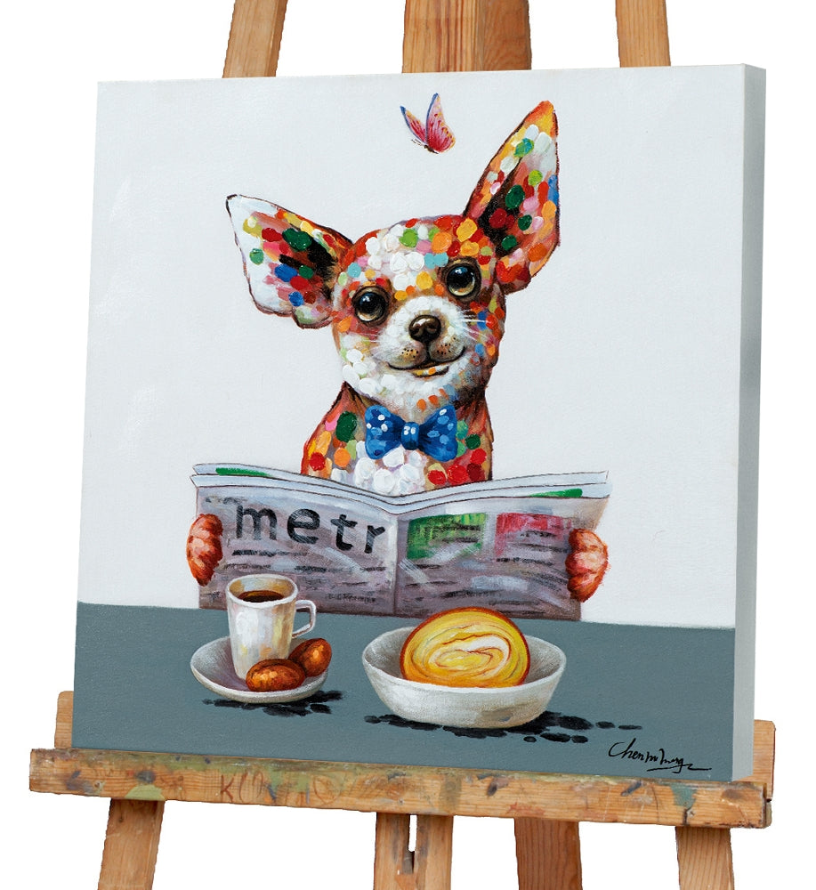 Chihuahua Hund frühstückt