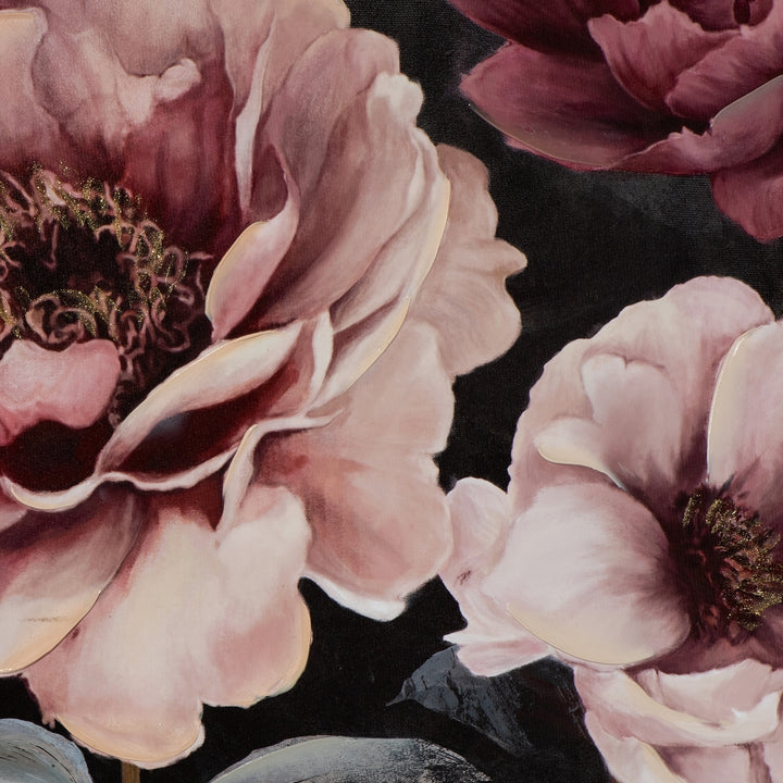 Rosa Blumen auf schwarz