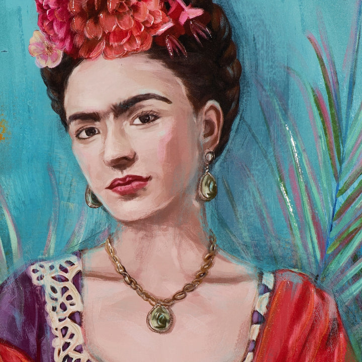 Schönheit mit rotem Umhang