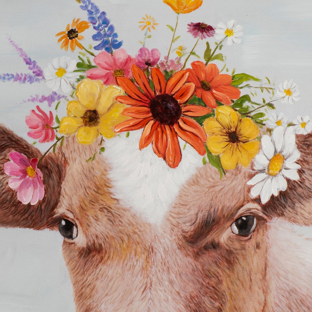 Kuh mit Blumenkranz