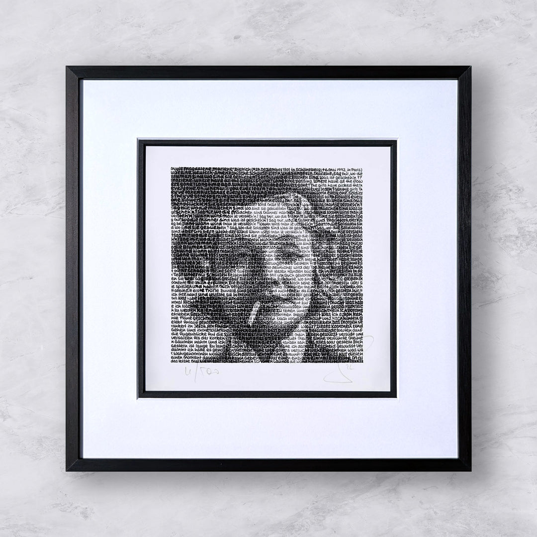 "Marlene Dietrich" | SAXA Mini